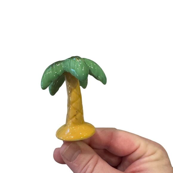 Nora Fleming Hand-Painted Mini: In The Breeze Palm Tree 3.5" - Picture 3 of 6